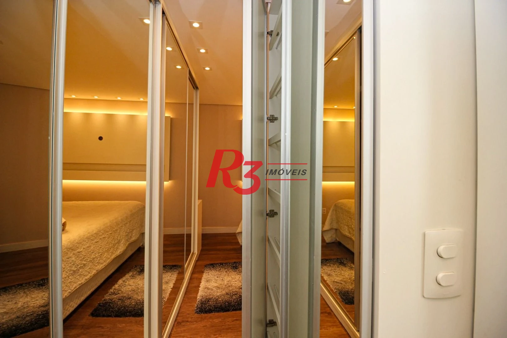Apartamento com 3 dormitórios à venda, 131 m² por R$ 1.840.000,00 - Boqueirão - Santos/SP