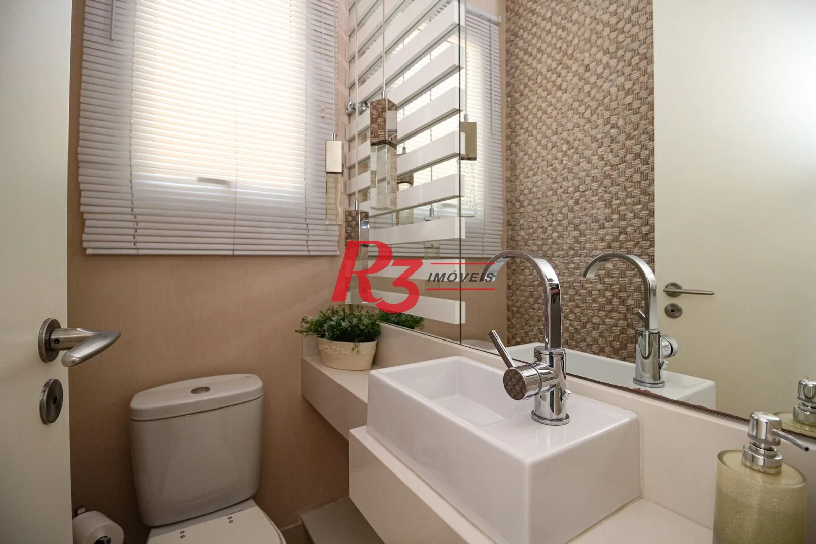 Apartamento com 3 dormitórios à venda, 131 m² por R$ 1.840.000,00 - Boqueirão - Santos/SP