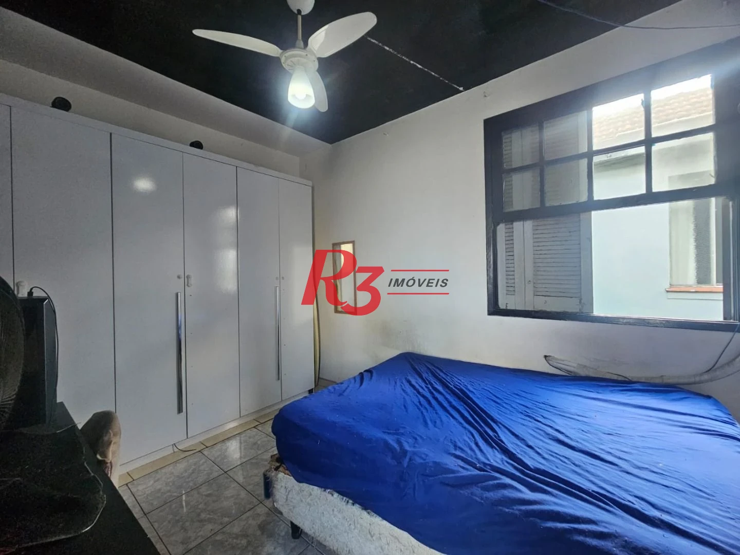 Apartamento com 2 dormitórios à venda, 72 m² por R$ 325.000,00 - Macuco - Santos/SP
