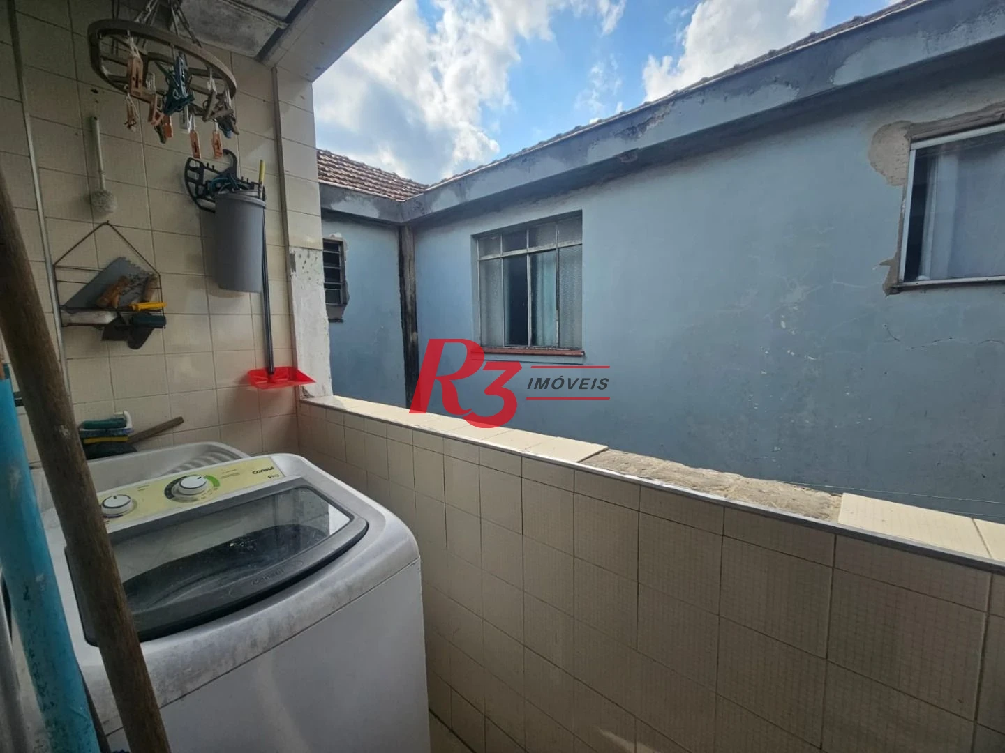 Apartamento com 2 dormitórios à venda, 72 m² por R$ 325.000,00 - Macuco - Santos/SP