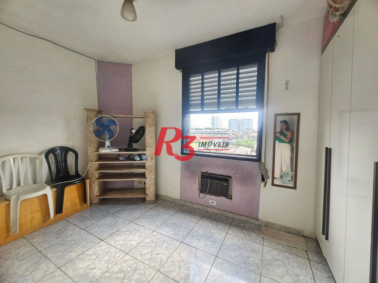 Apartamento com 2 dormitórios à venda, 72 m² por R$ 325.000,00 - Macuco - Santos/SP