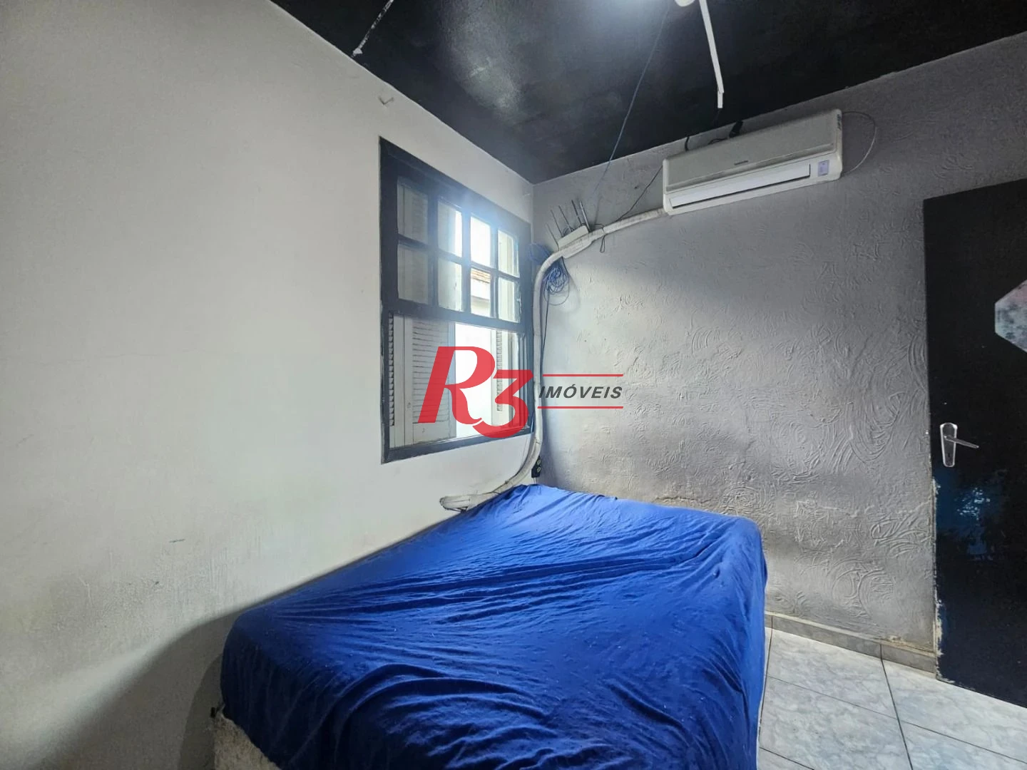Apartamento com 2 dormitórios à venda, 72 m² por R$ 325.000,00 - Macuco - Santos/SP