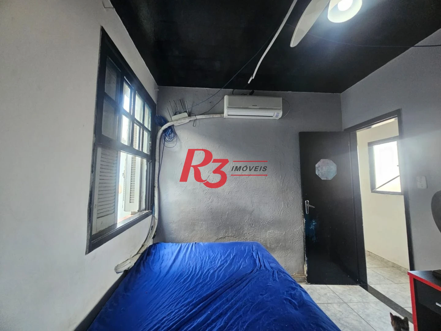 Apartamento com 2 dormitórios à venda, 72 m² por R$ 325.000,00 - Macuco - Santos/SP