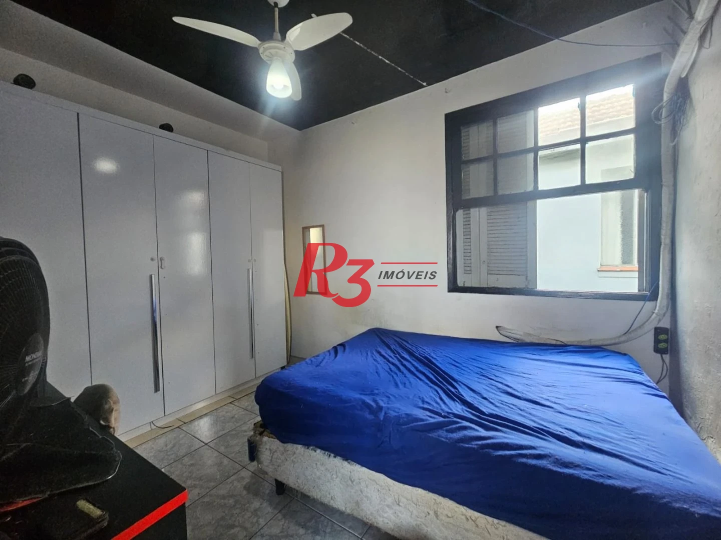 Apartamento com 2 dormitórios à venda, 72 m² por R$ 325.000,00 - Macuco - Santos/SP