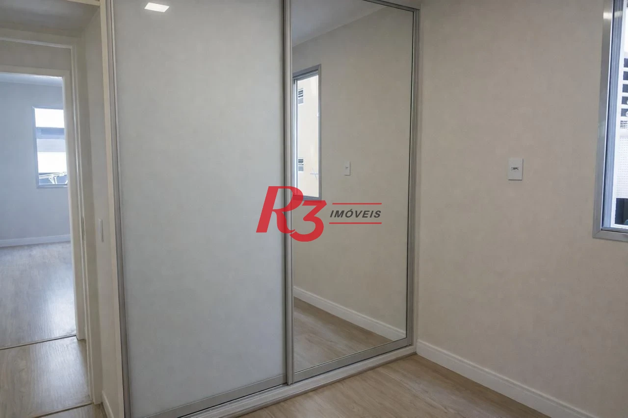 Apartamento com 3 dormitórios à venda, 110 m² por R$ 1.550.000,00 - Boqueirão - Santos/SP
