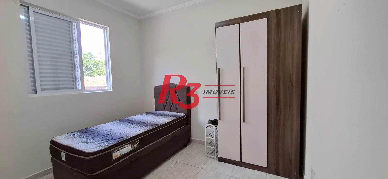 Casa  Sobreposta Alta com 3 dormitórios à venda, 95 m² por R$ 900.000 - Estuário - Santos/SP