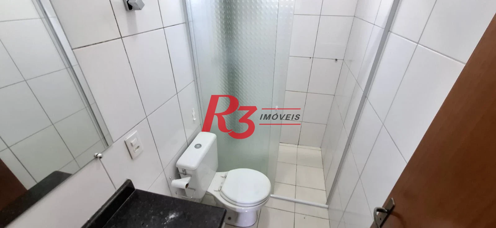 Casa  Sobreposta Alta com 3 dormitórios à venda, 95 m² por R$ 900.000 - Estuário - Santos/SP