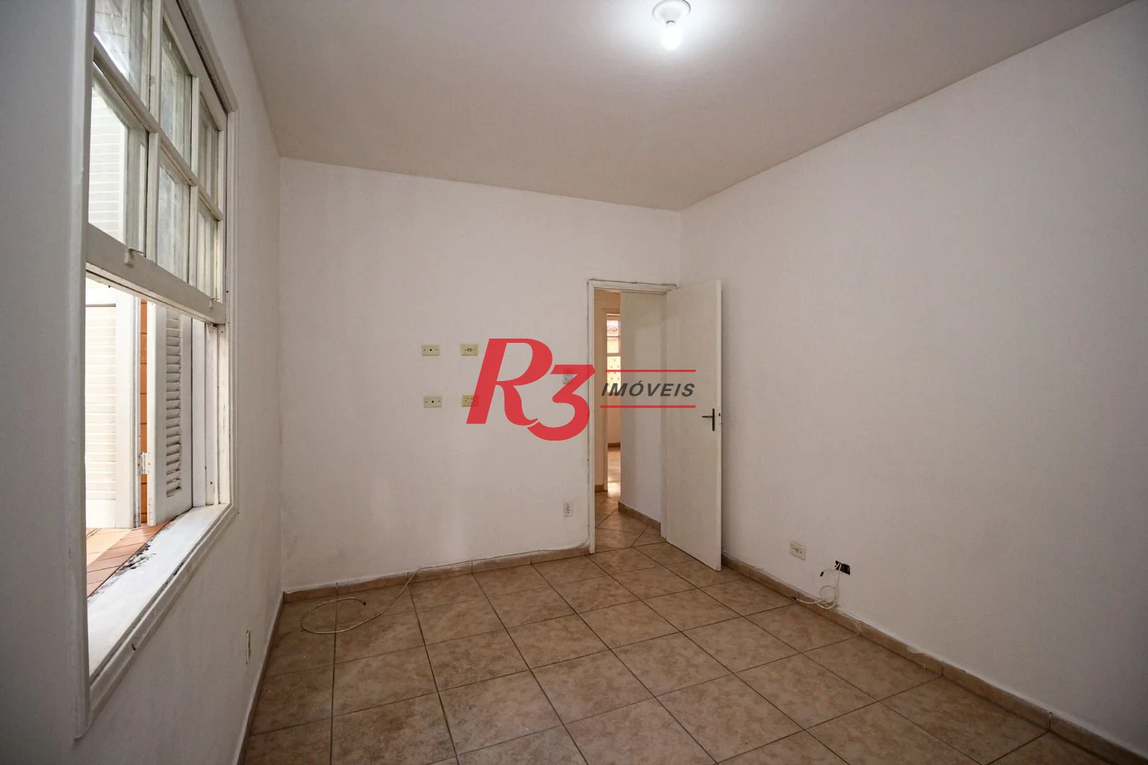 Apartamento com 2 quartos à venda, 72 m² por R$ 320.000 - Marapé - Santos/SP
