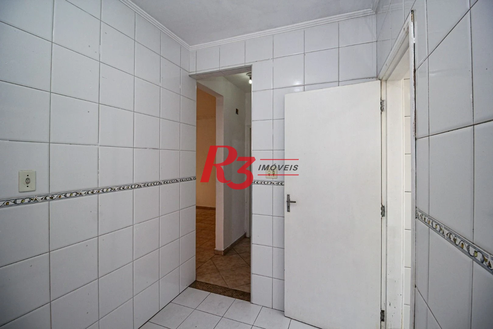 Apartamento com 2 quartos à venda, 72 m² por R$ 320.000 - Marapé - Santos/SP