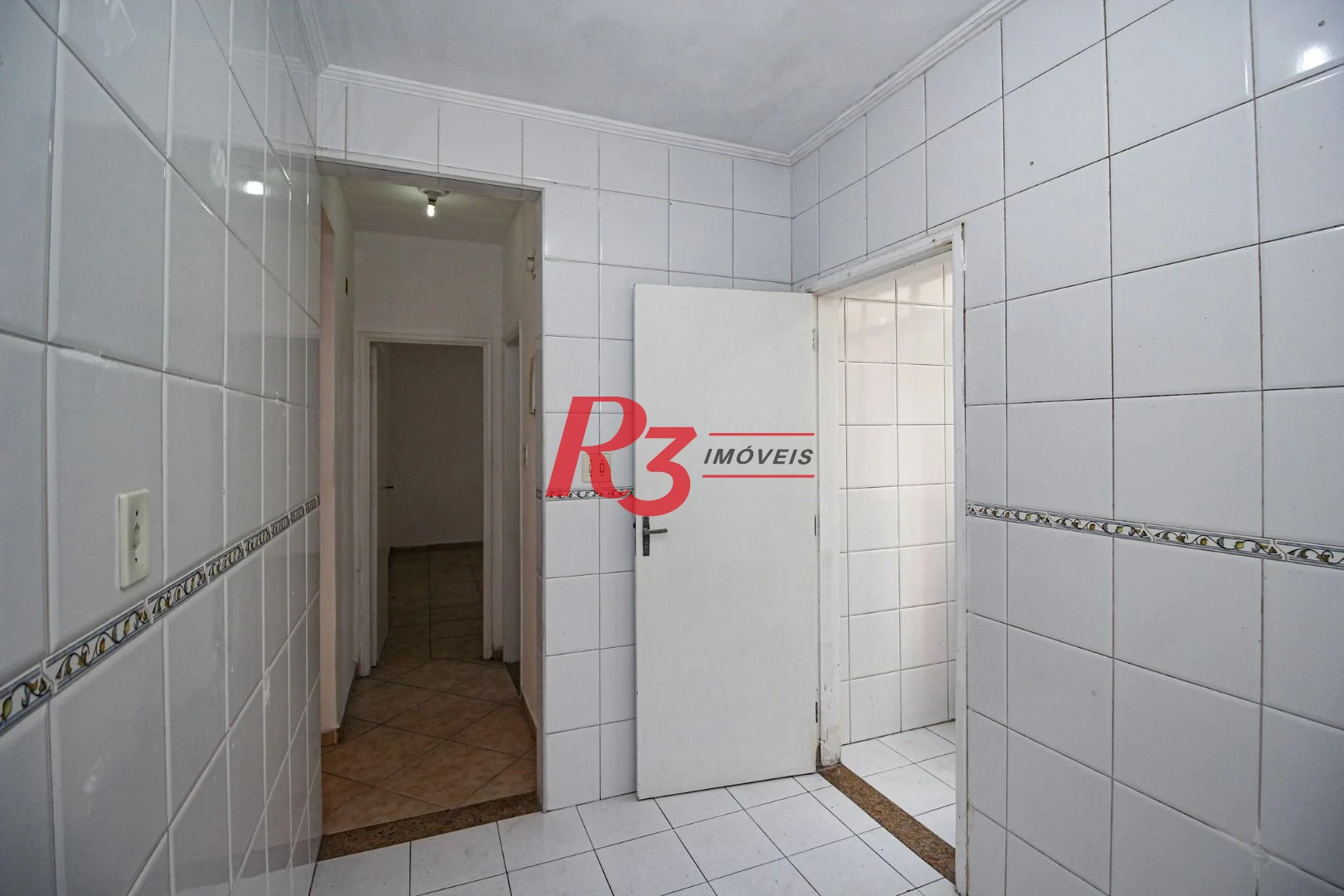 Apartamento com 2 quartos à venda, 72 m² por R$ 320.000 - Marapé - Santos/SP