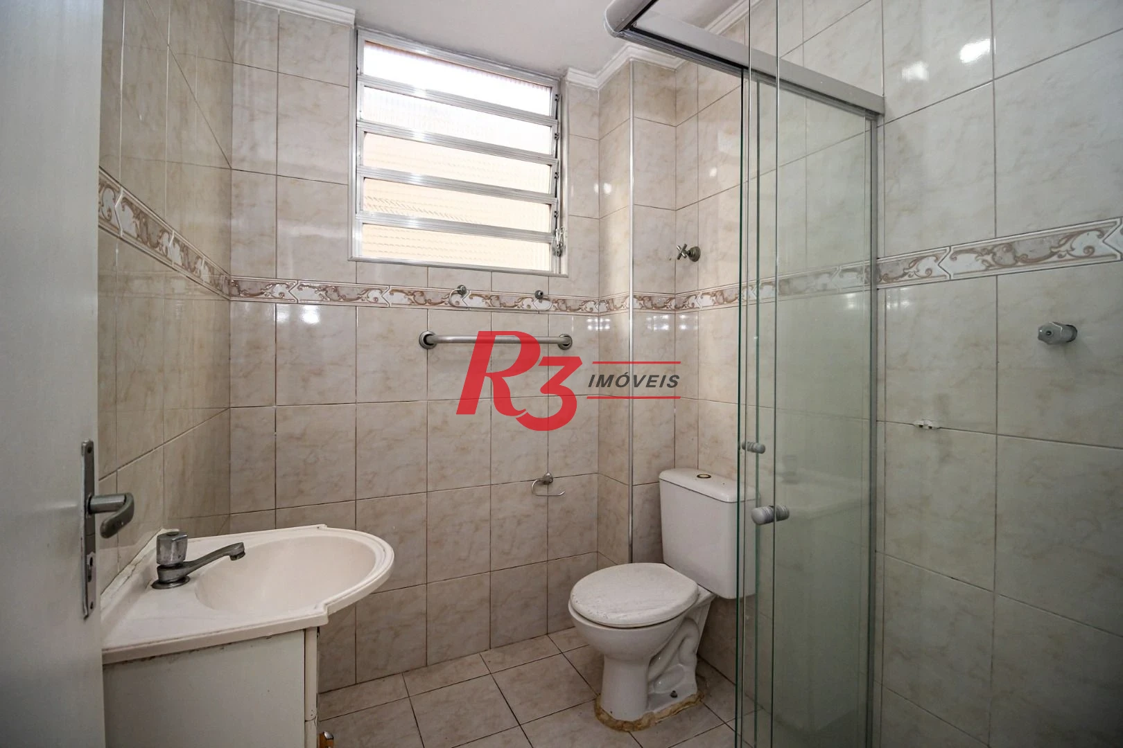 Apartamento com 2 quartos à venda, 72 m² por R$ 320.000 - Marapé - Santos/SP
