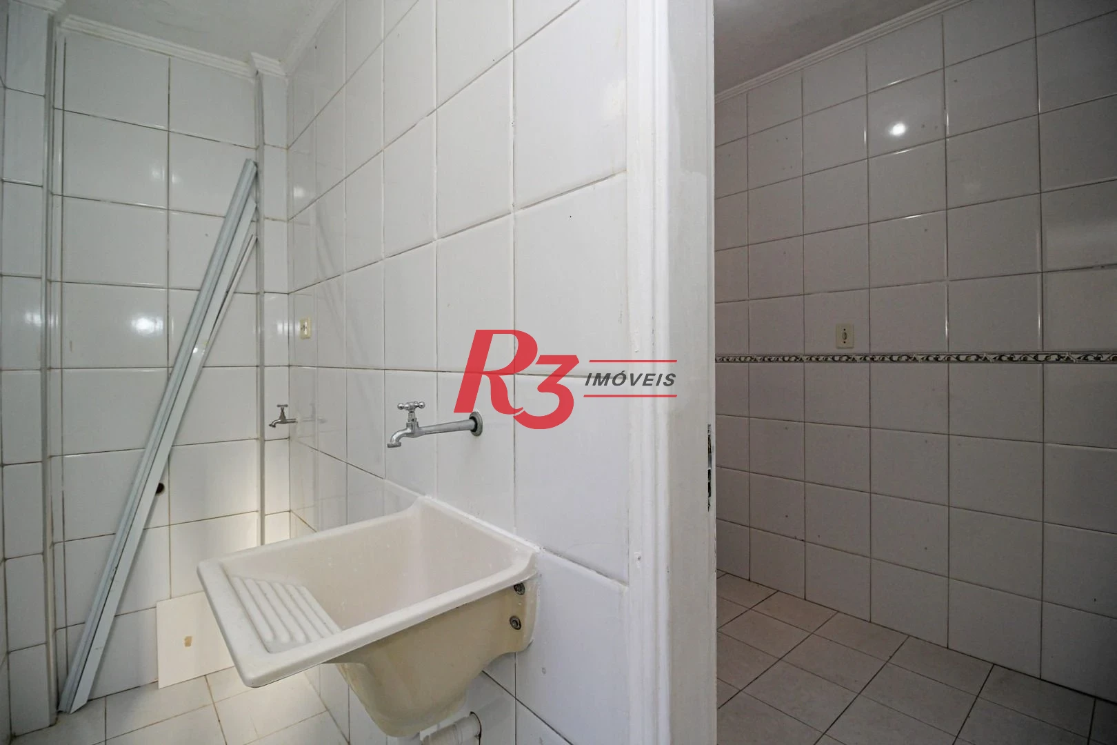 Apartamento com 2 quartos à venda, 72 m² por R$ 320.000 - Marapé - Santos/SP