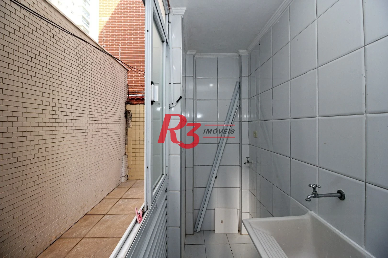 Apartamento com 2 quartos à venda, 72 m² por R$ 320.000 - Marapé - Santos/SP