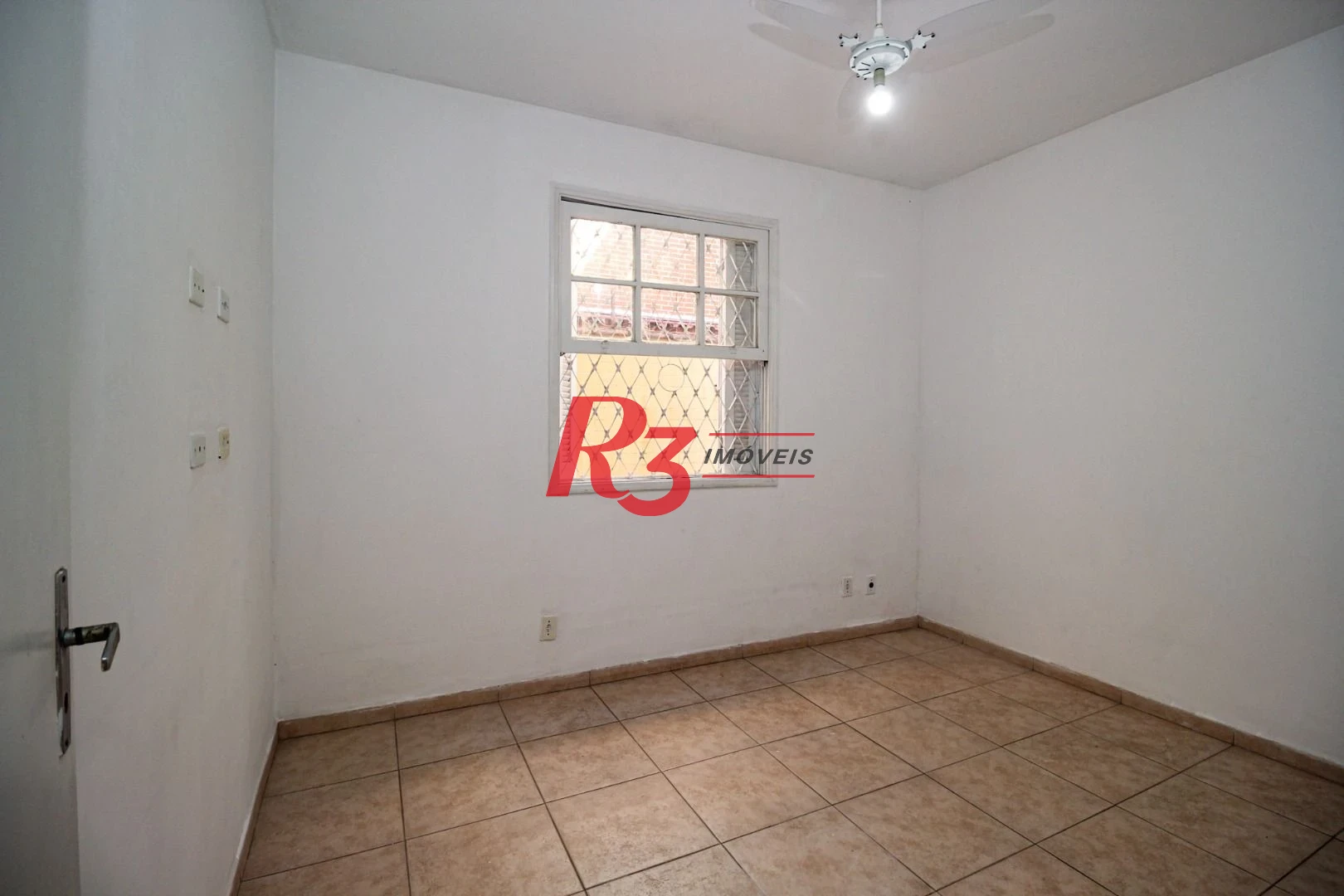 Apartamento com 2 quartos à venda, 72 m² por R$ 320.000 - Marapé - Santos/SP