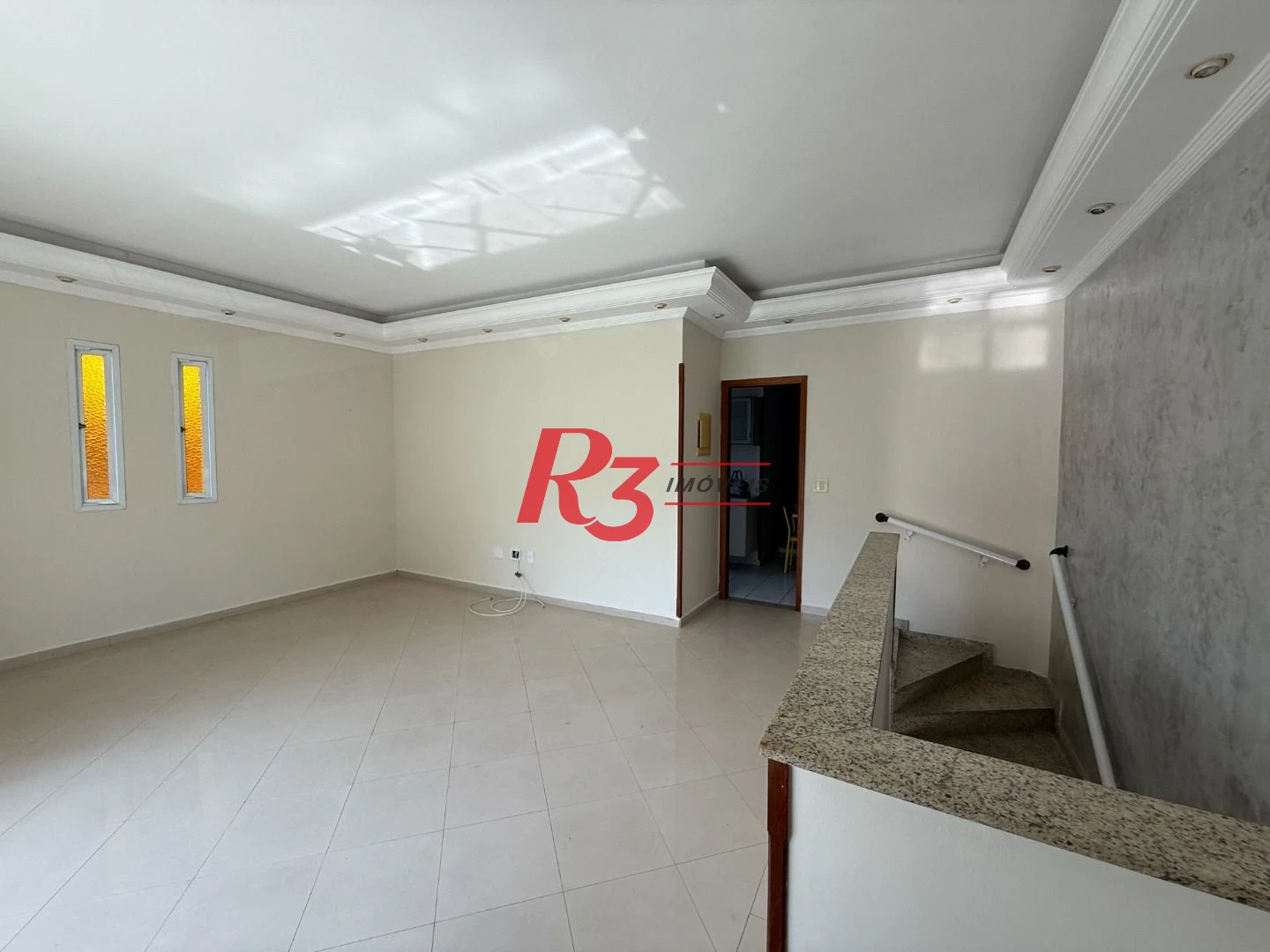 Casa com 3 dormitórios à venda, 126 m² por R$ 800.000,00 - Marapé - Santos/SP