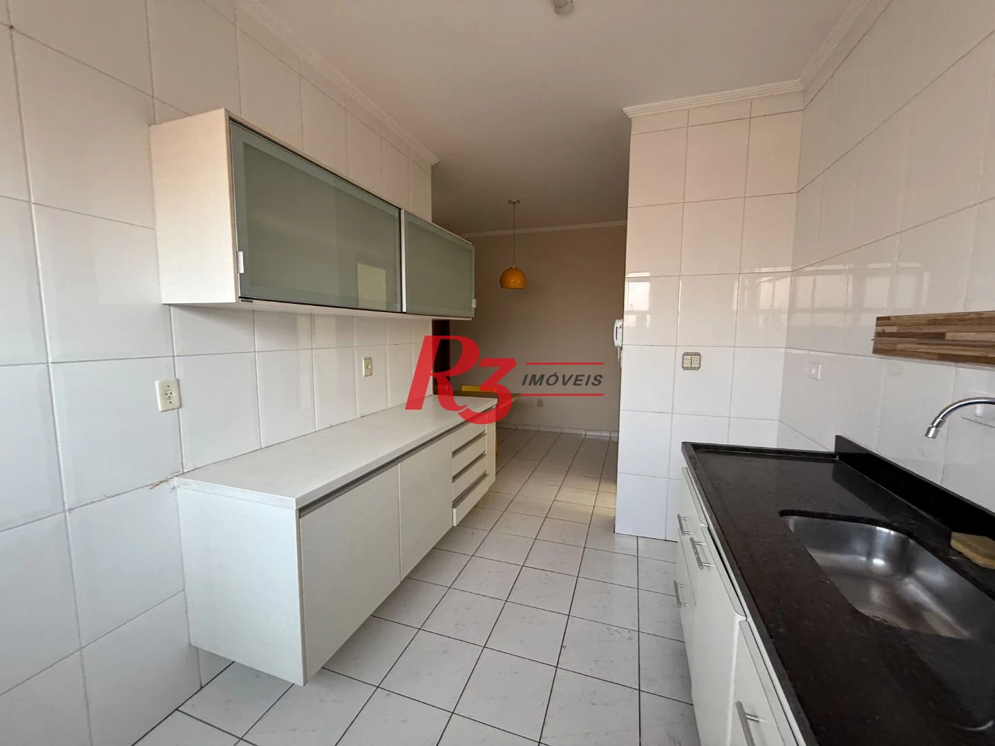 Casa com 3 dormitórios à venda, 126 m² por R$ 800.000,00 - Marapé - Santos/SP
