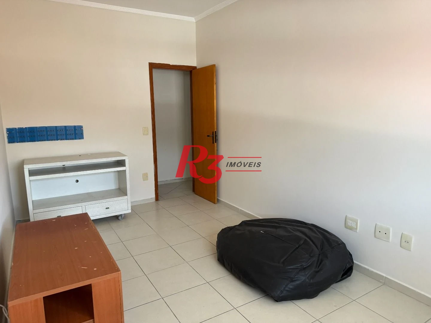 Casa com 3 dormitórios à venda, 126 m² por R$ 800.000,00 - Marapé - Santos/SP