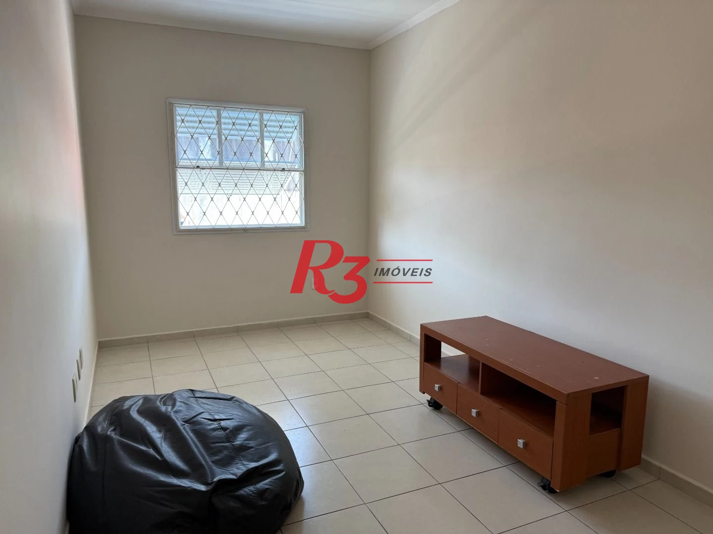 Casa com 3 dormitórios à venda, 126 m² por R$ 800.000,00 - Marapé - Santos/SP