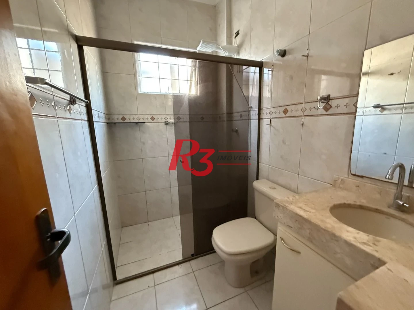 Casa com 3 dormitórios à venda, 126 m² por R$ 800.000,00 - Marapé - Santos/SP