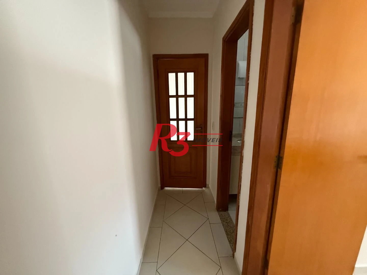 Casa com 3 dormitórios à venda, 126 m² por R$ 800.000,00 - Marapé - Santos/SP