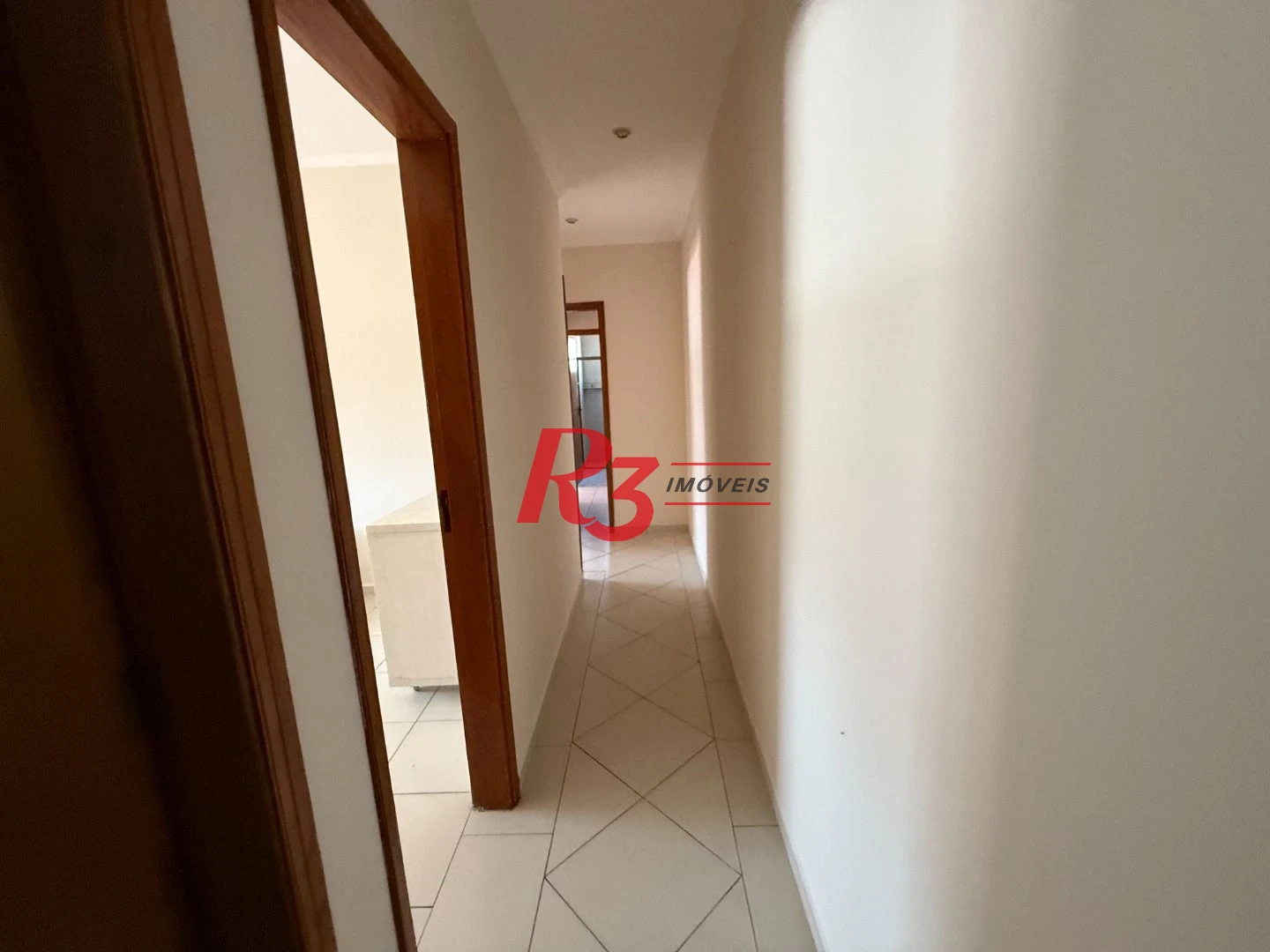 Casa com 3 dormitórios à venda, 126 m² por R$ 800.000,00 - Marapé - Santos/SP