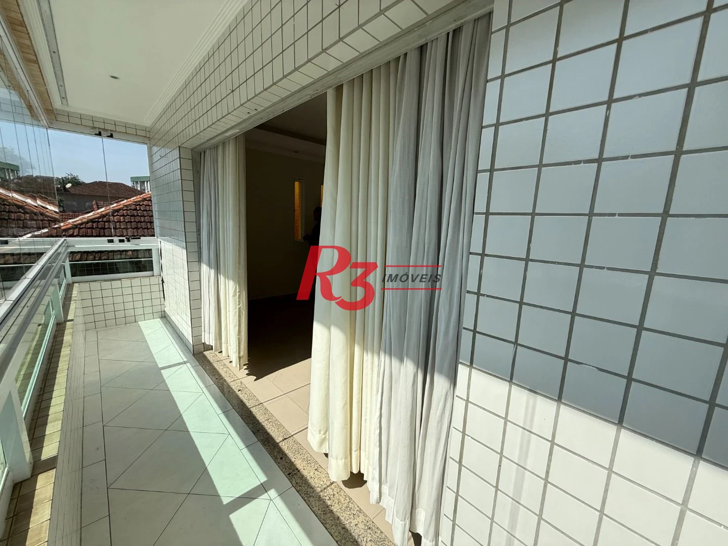 Casa com 3 dormitórios à venda, 126 m² por R$ 800.000,00 - Marapé - Santos/SP