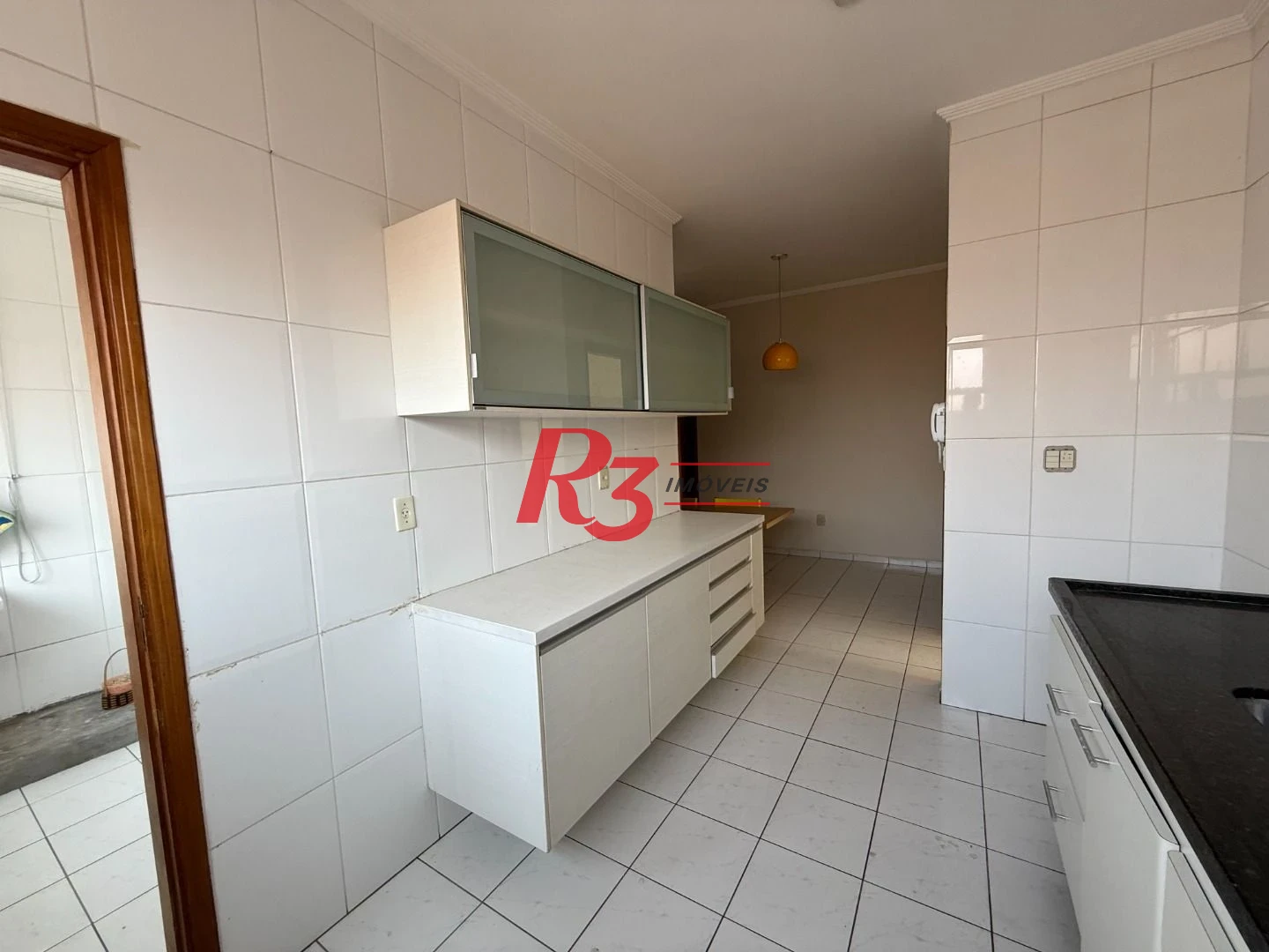Casa com 3 dormitórios à venda, 126 m² por R$ 800.000,00 - Marapé - Santos/SP
