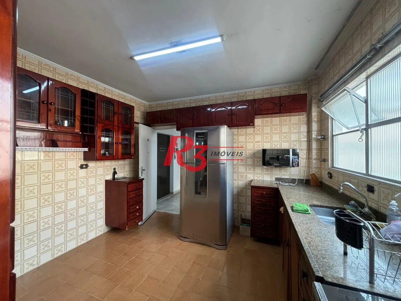 Apartamento com 3 dormitórios à venda, 123 m² por R$ 800.000,00 - Pompéia - Santos/SP