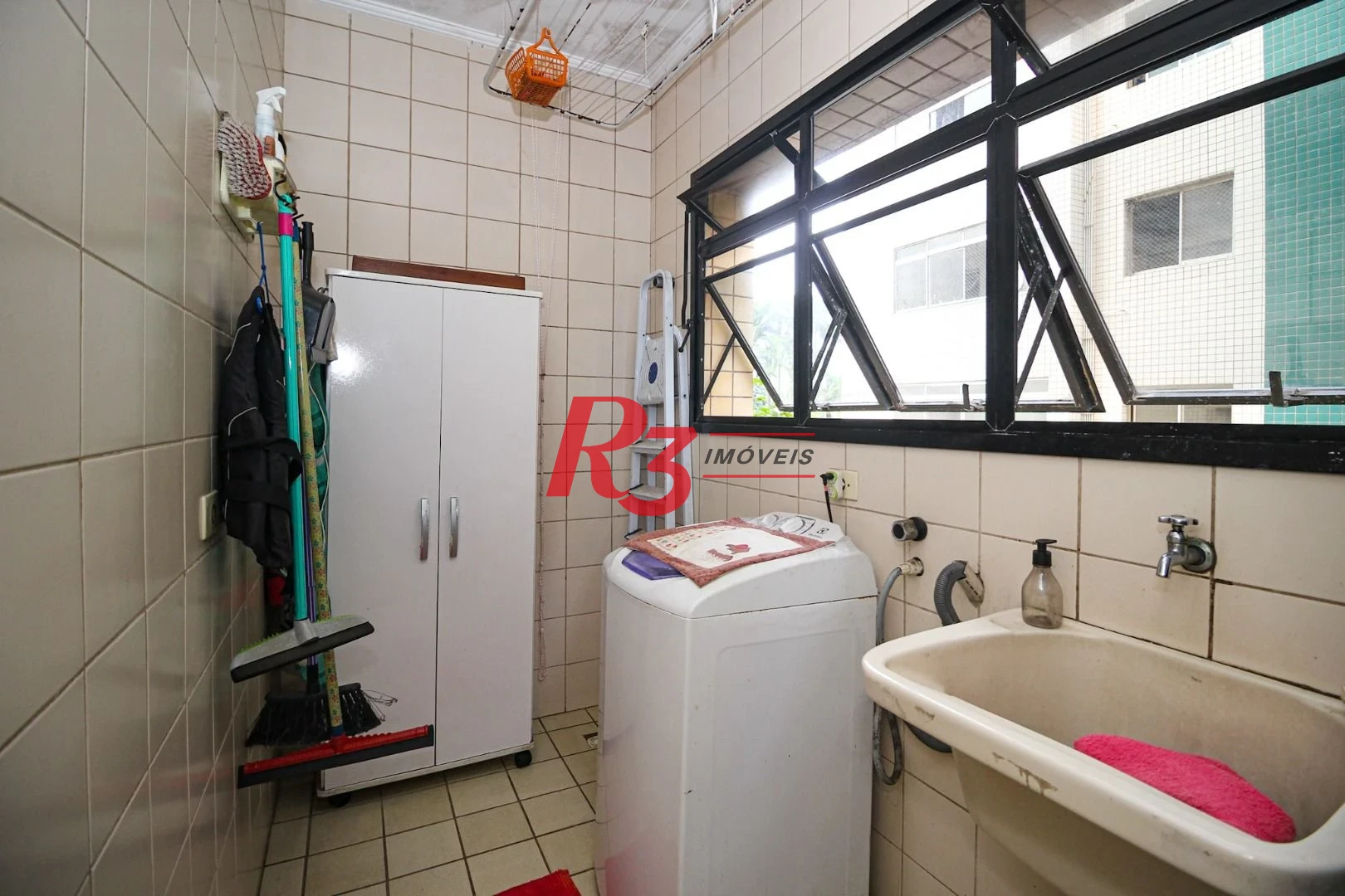 Apartamento com 2 dormitórios à venda, 80 m² por R$ 700.000,00 - Aparecida - Santos/SP
