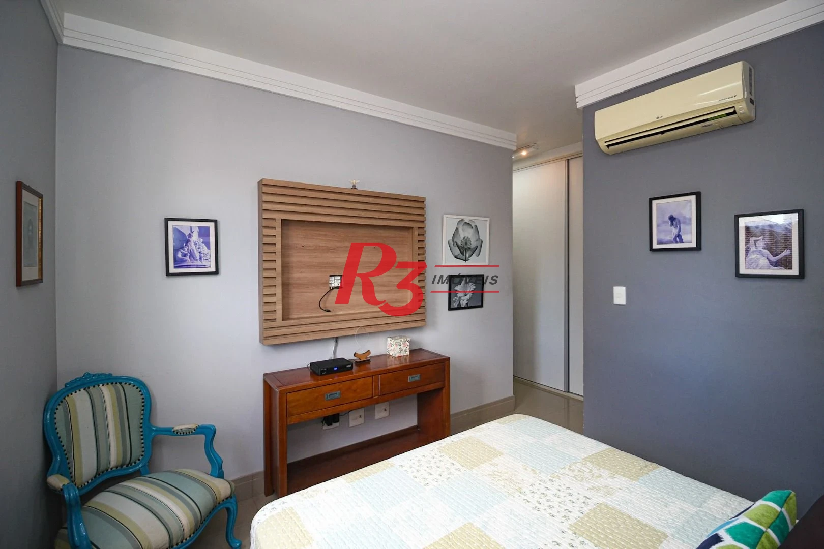 Apartamento com 3 dormitórios à venda, 109 m² por R$ 1.380.000,00 - Gonzaga - Santos/SP