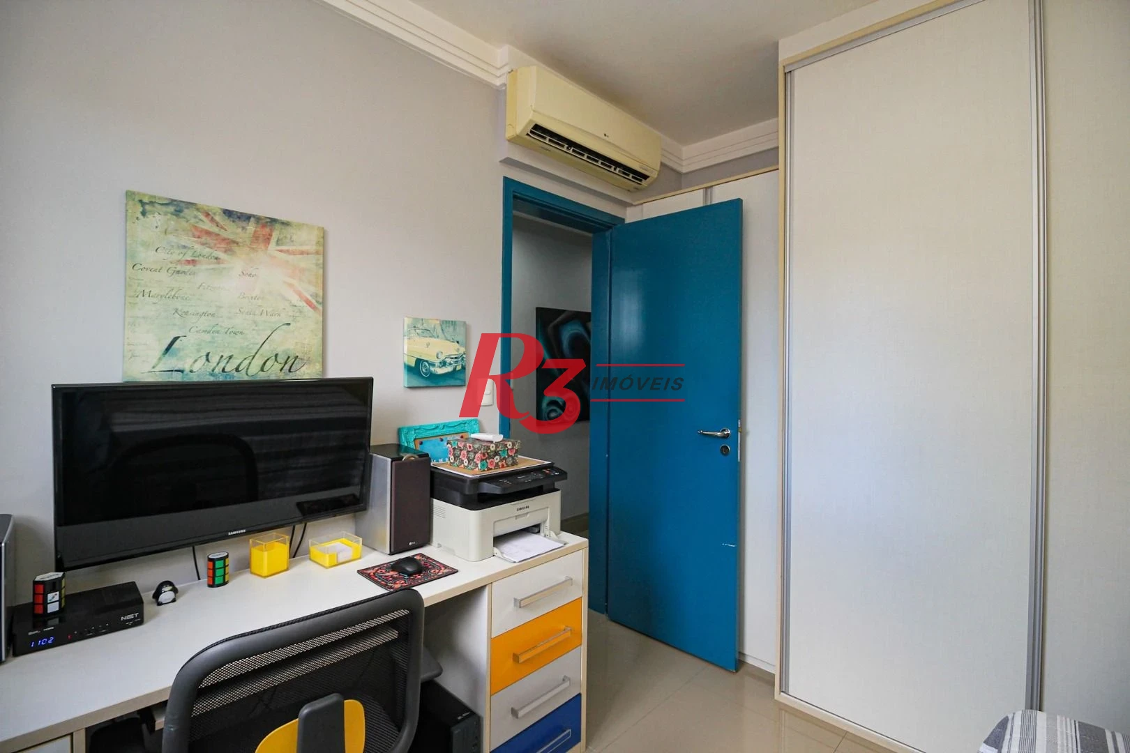 Apartamento com 3 dormitórios à venda, 109 m² por R$ 1.380.000,00 - Gonzaga - Santos/SP