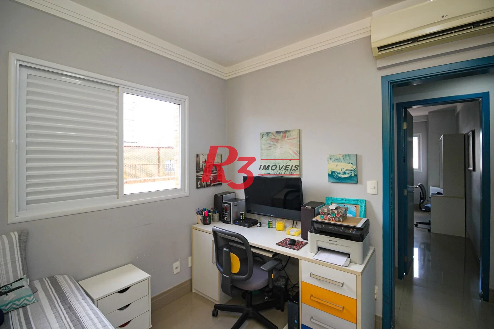 Apartamento com 3 dormitórios à venda, 109 m² por R$ 1.380.000,00 - Gonzaga - Santos/SP