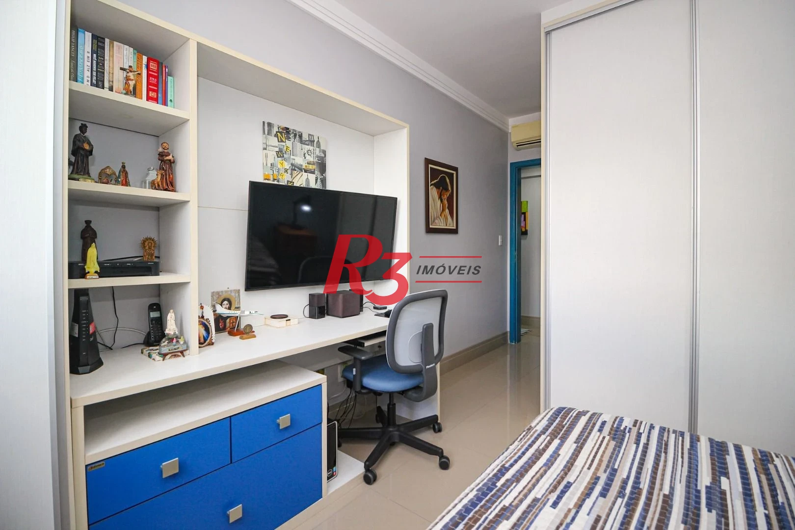 Apartamento com 3 dormitórios à venda, 109 m² por R$ 1.380.000,00 - Gonzaga - Santos/SP