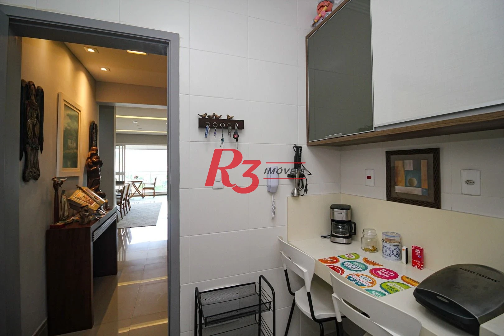 Apartamento com 3 dormitórios à venda, 109 m² por R$ 1.380.000,00 - Gonzaga - Santos/SP