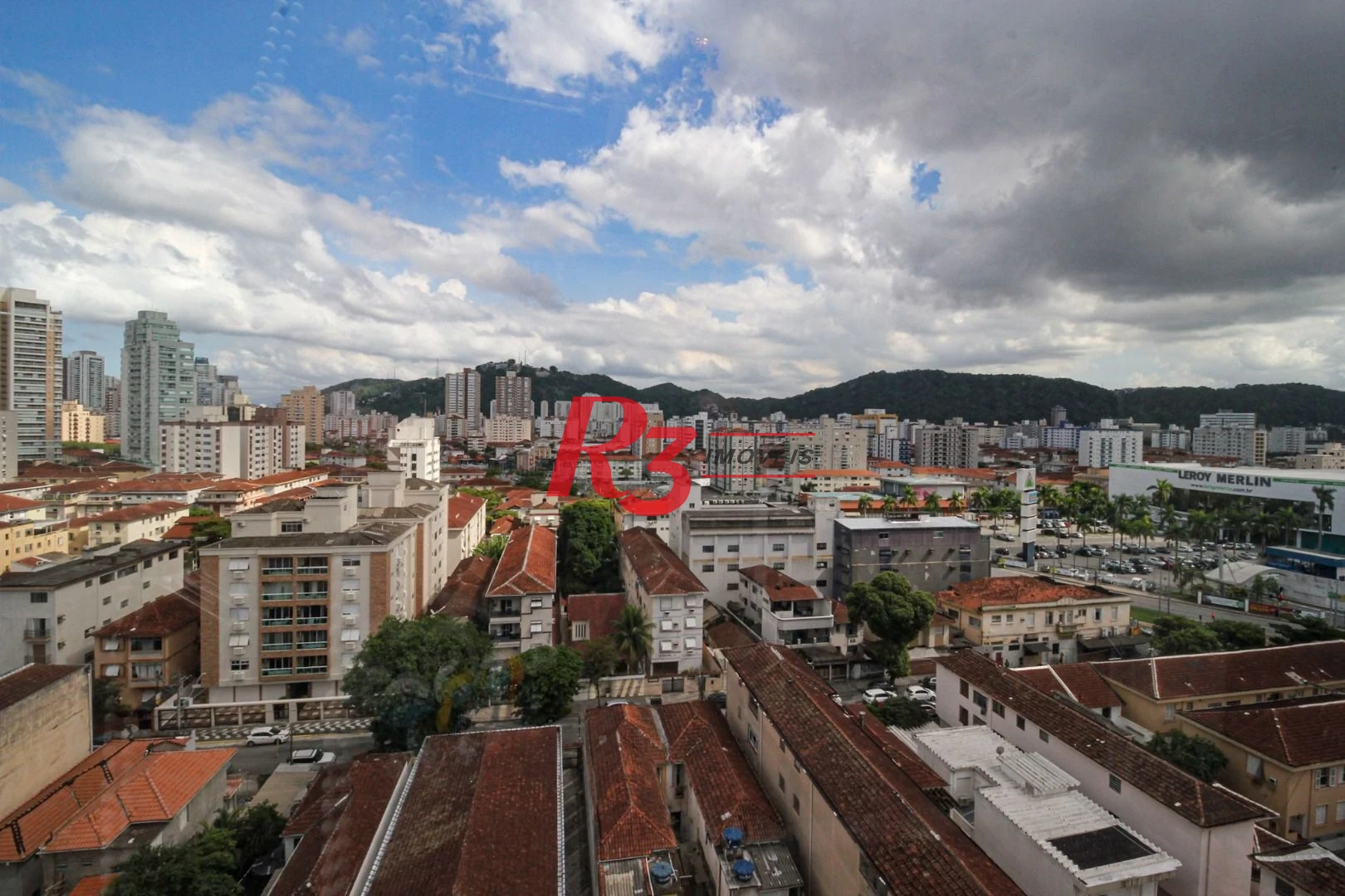 Apartamento com 3 dormitórios à venda, 109 m² por R$ 1.380.000,00 - Gonzaga - Santos/SP