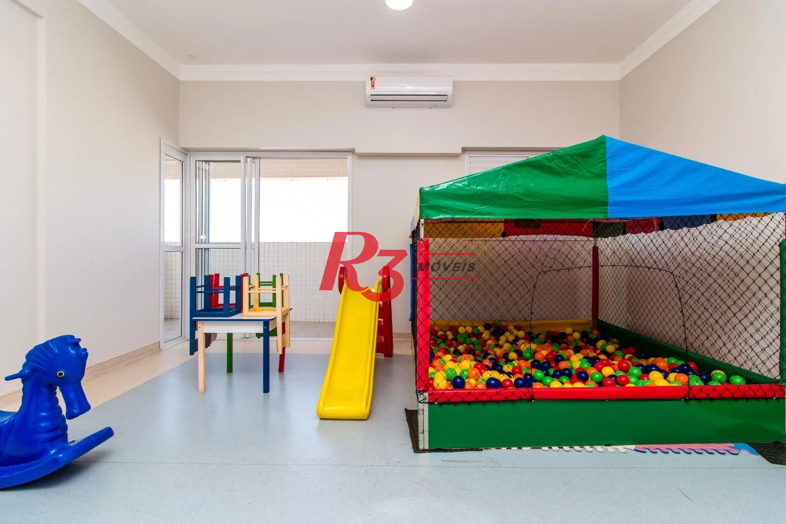 Apartamento com 2 dormitórios à venda, 81 m² por R$ 855.000,00 - Campo Grande - Santos/SP