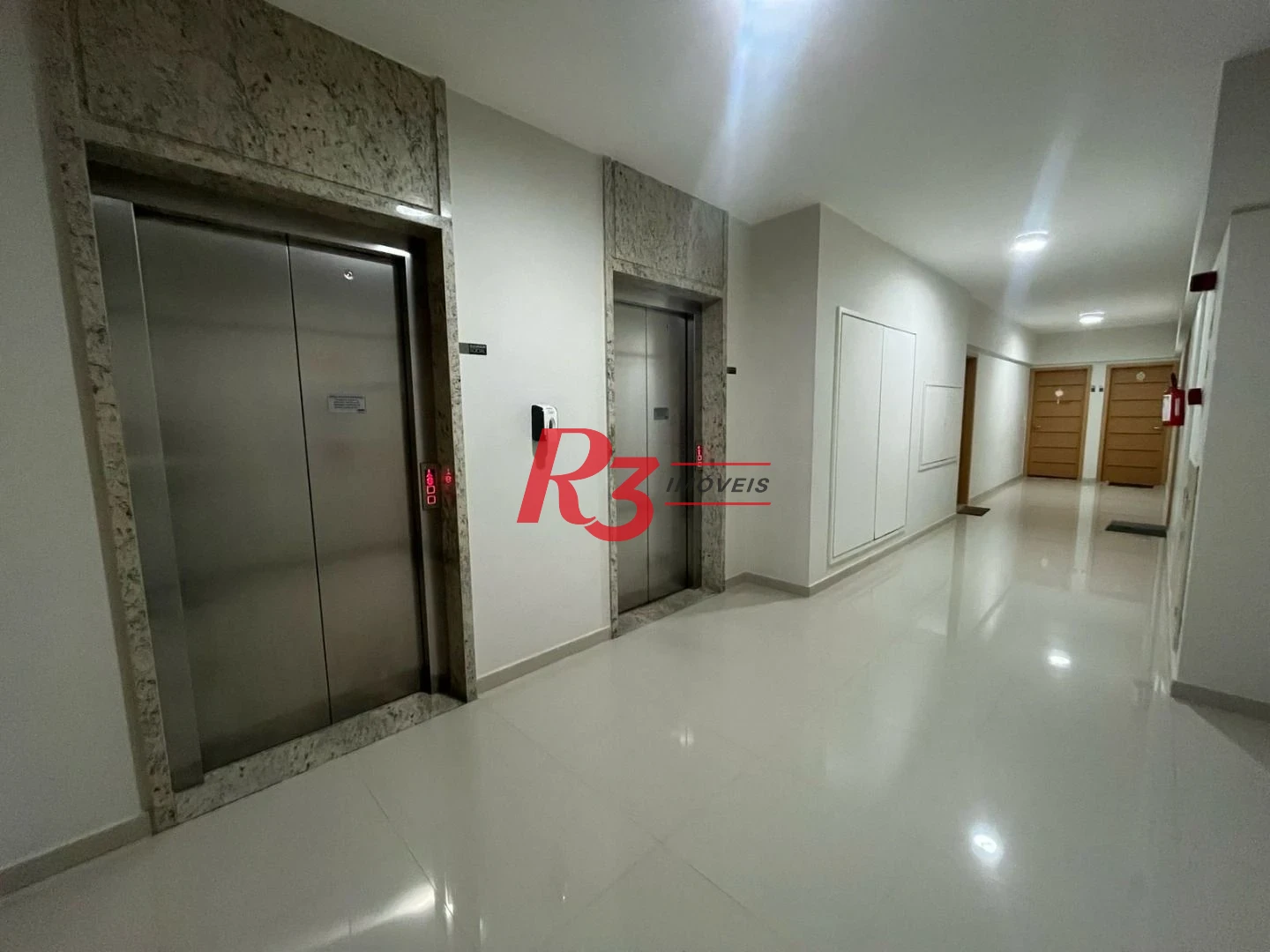Apartamento com 2 dormitórios à venda, 81 m² por R$ 855.000,00 - Campo Grande - Santos/SP