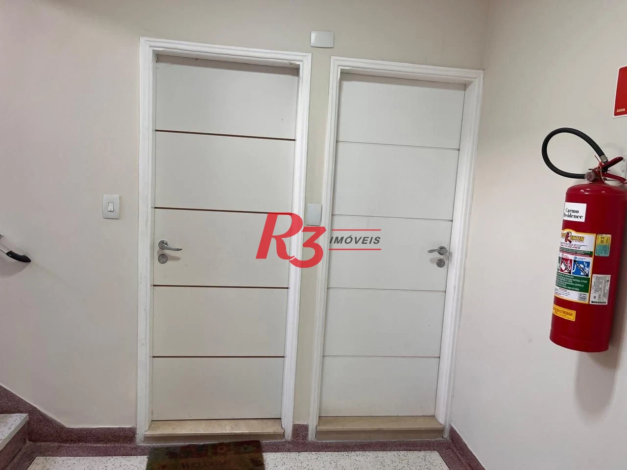 Cobertura com 5 dormitórios à venda, 336 m² por R$ 3.300.000,00 - Ponta da Praia - Santos/SP
