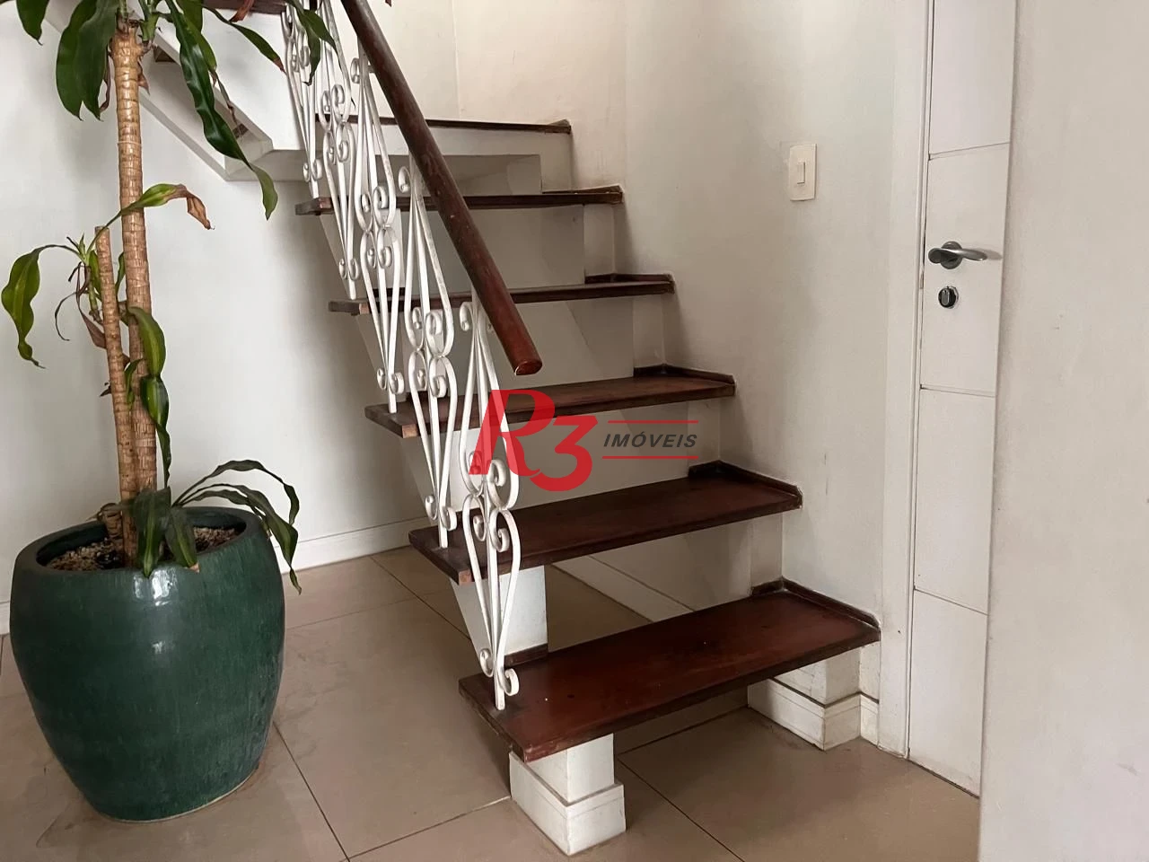 Cobertura com 5 dormitórios à venda, 336 m² por R$ 3.300.000,00 - Ponta da Praia - Santos/SP