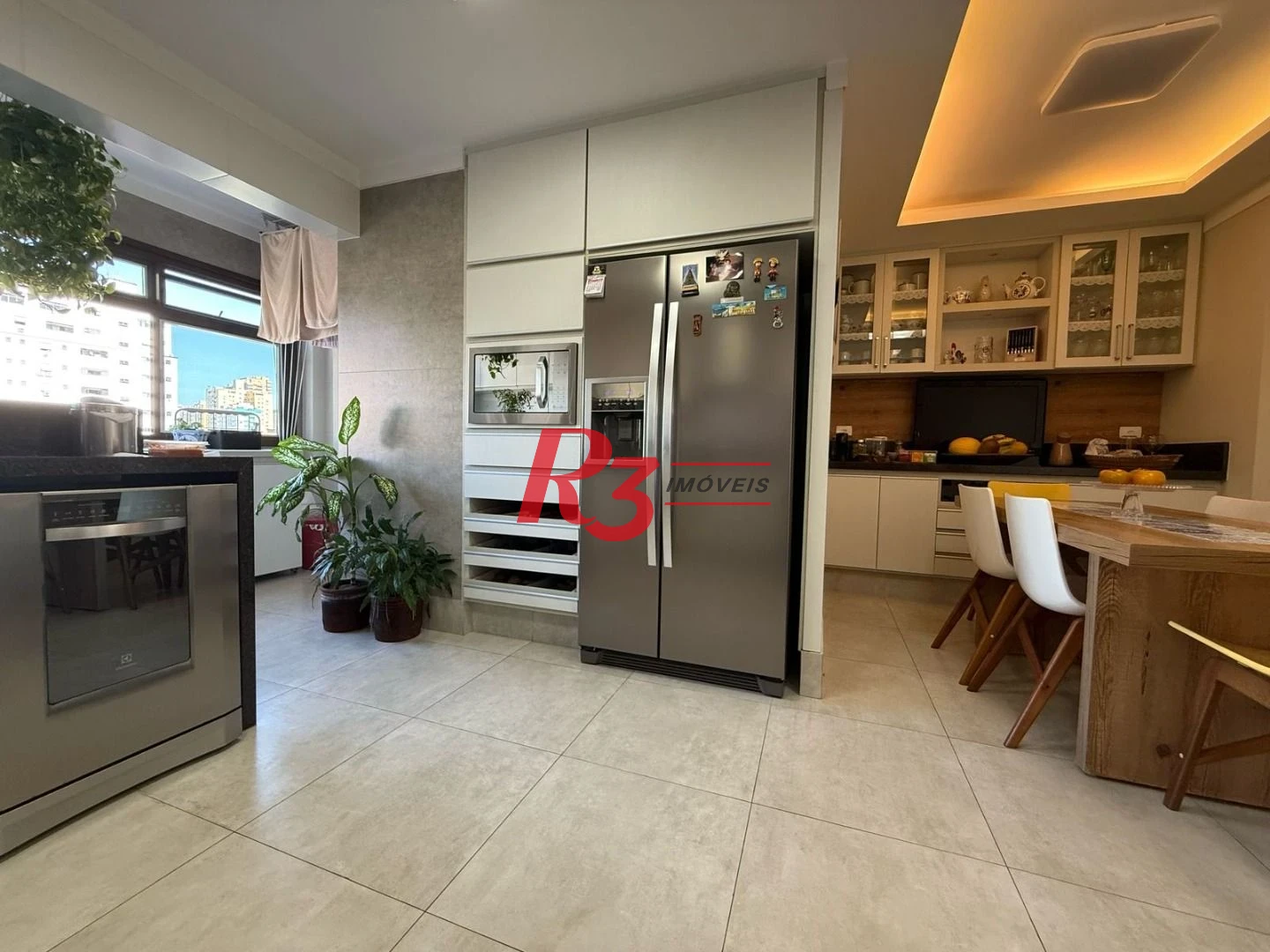 Apartamento com 3 dormitórios à venda, 148 m² por R$ 1.350.000,00 - Ponta da Praia - Santos/SP