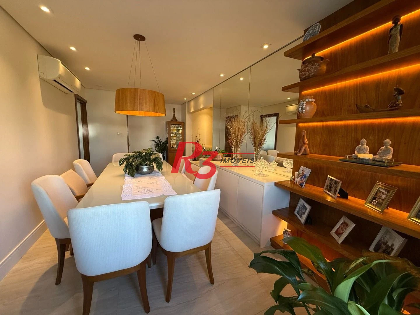 Apartamento com 3 dormitórios à venda, 148 m² por R$ 1.350.000,00 - Ponta da Praia - Santos/SP
