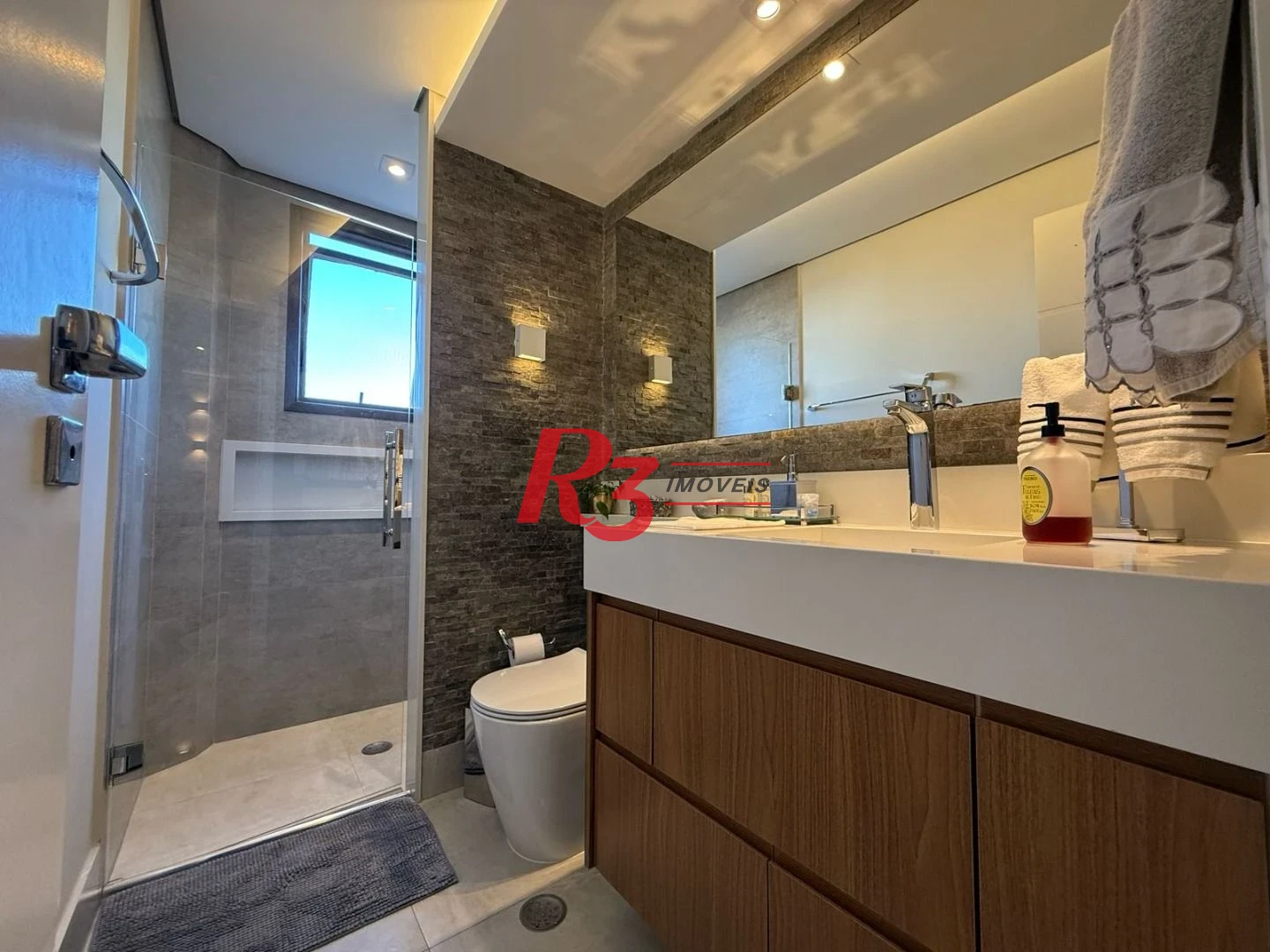 Apartamento com 3 dormitórios à venda, 148 m² por R$ 1.350.000,00 - Ponta da Praia - Santos/SP