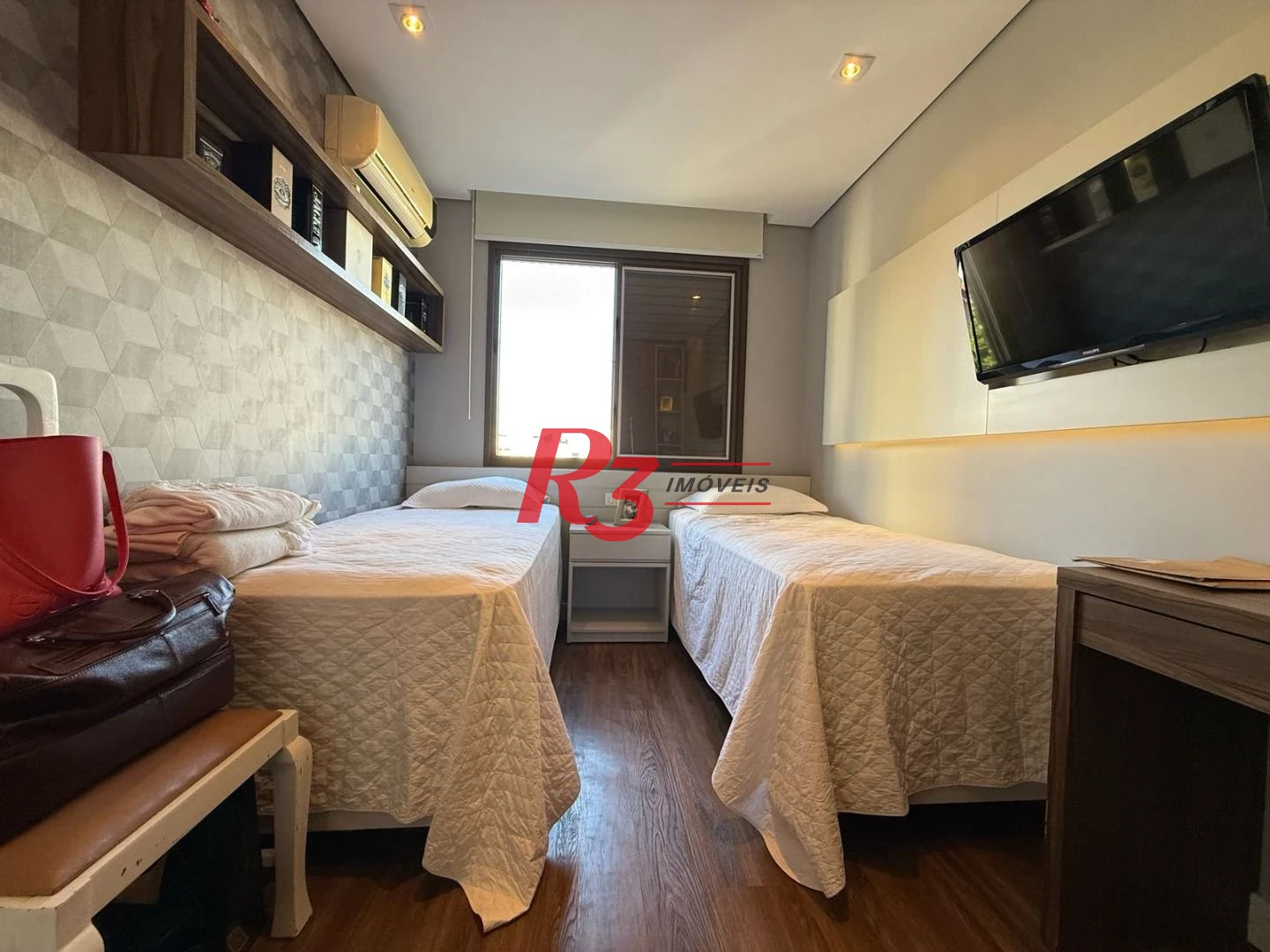 Apartamento com 3 dormitórios à venda, 148 m² por R$ 1.350.000,00 - Ponta da Praia - Santos/SP