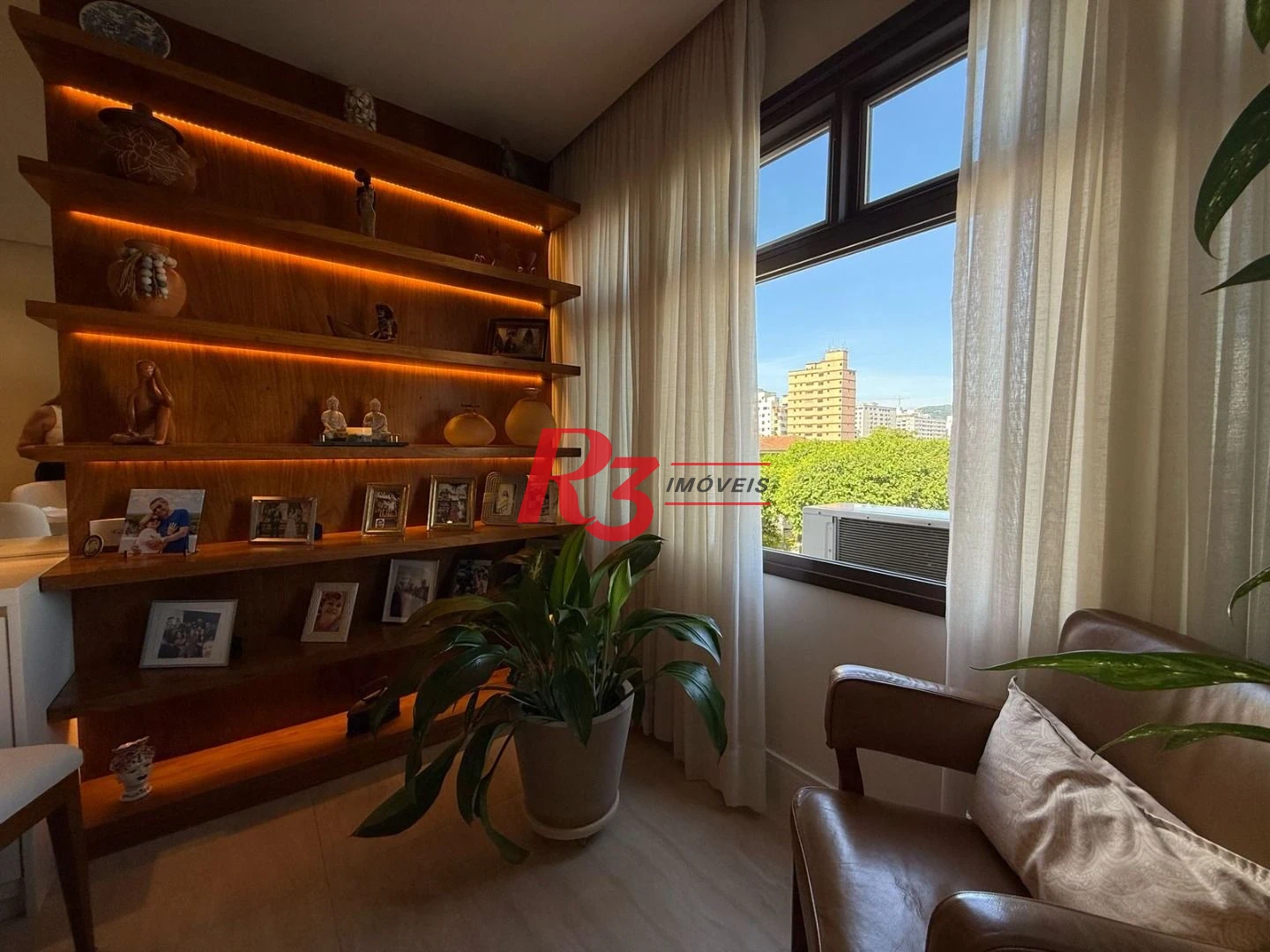 Apartamento com 3 dormitórios à venda, 148 m² por R$ 1.350.000,00 - Ponta da Praia - Santos/SP