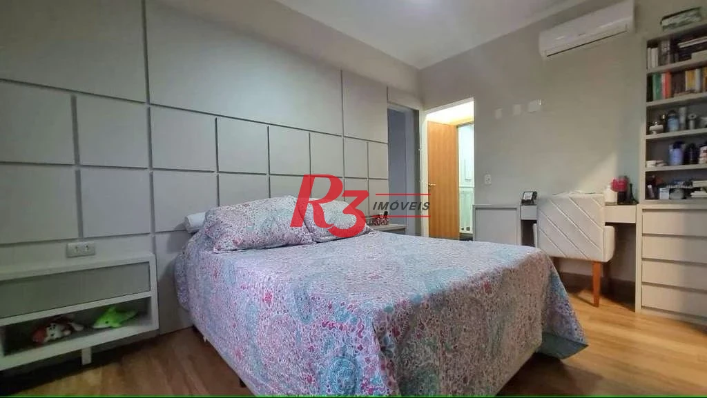 Casa com 3 dormitórios à venda, 150 m² por R$ 1.272.000,00 - Marapé - Santos/SP