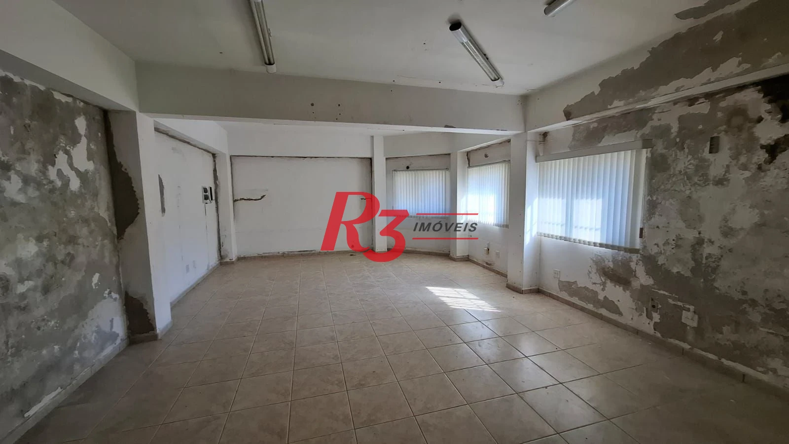 Prédio comercial à venda, 315 m² por R$ 450.000 - Estuário - Santos/SP