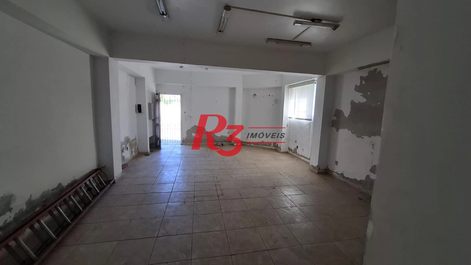 Prédio comercial à venda, 315 m² por R$ 450.000 - Estuário - Santos/SP
