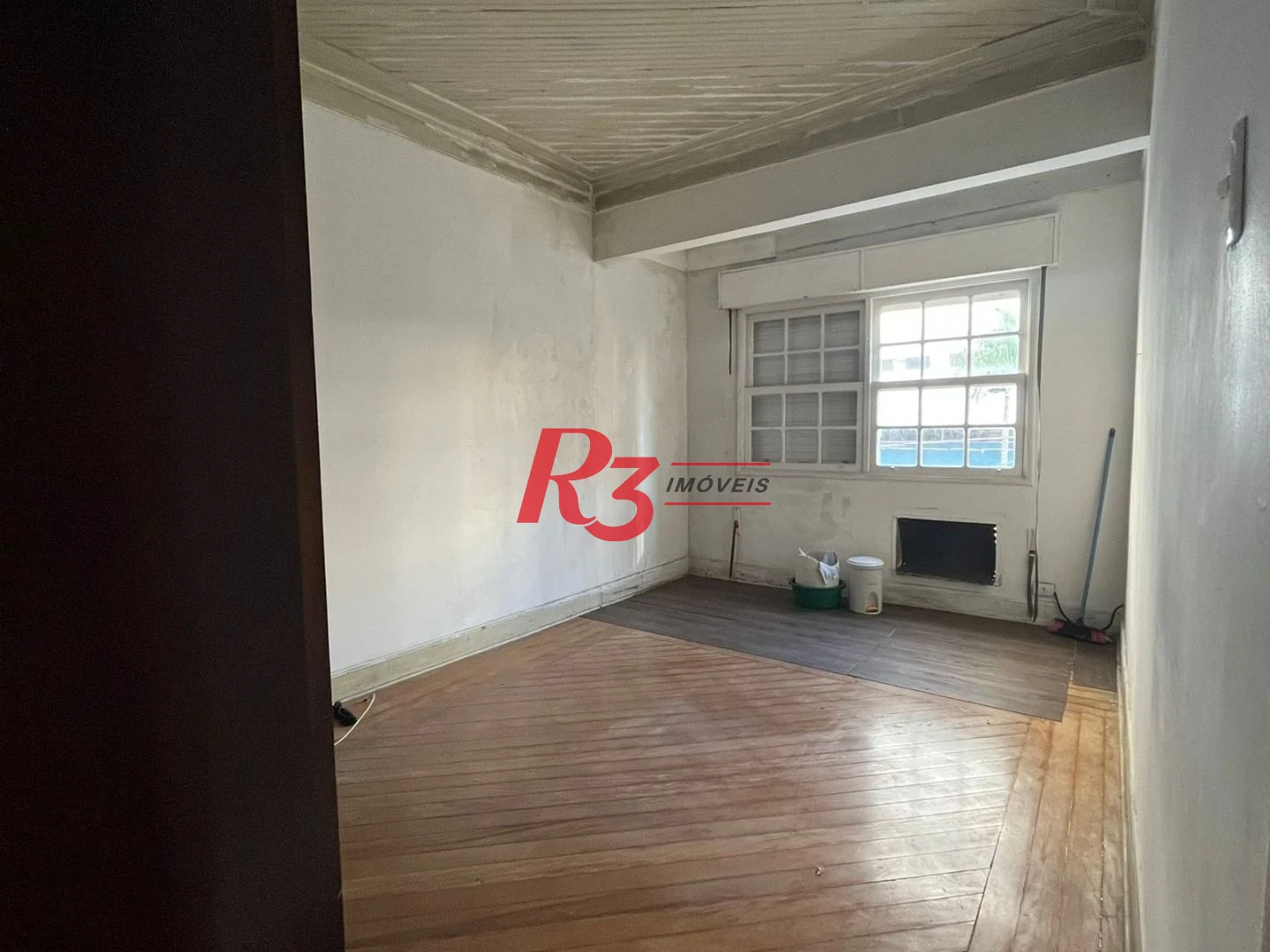 Casa com 3 dormitórios para alugar, 218 m² por R$ 8.565,24/mês - Embaré - Santos/SP