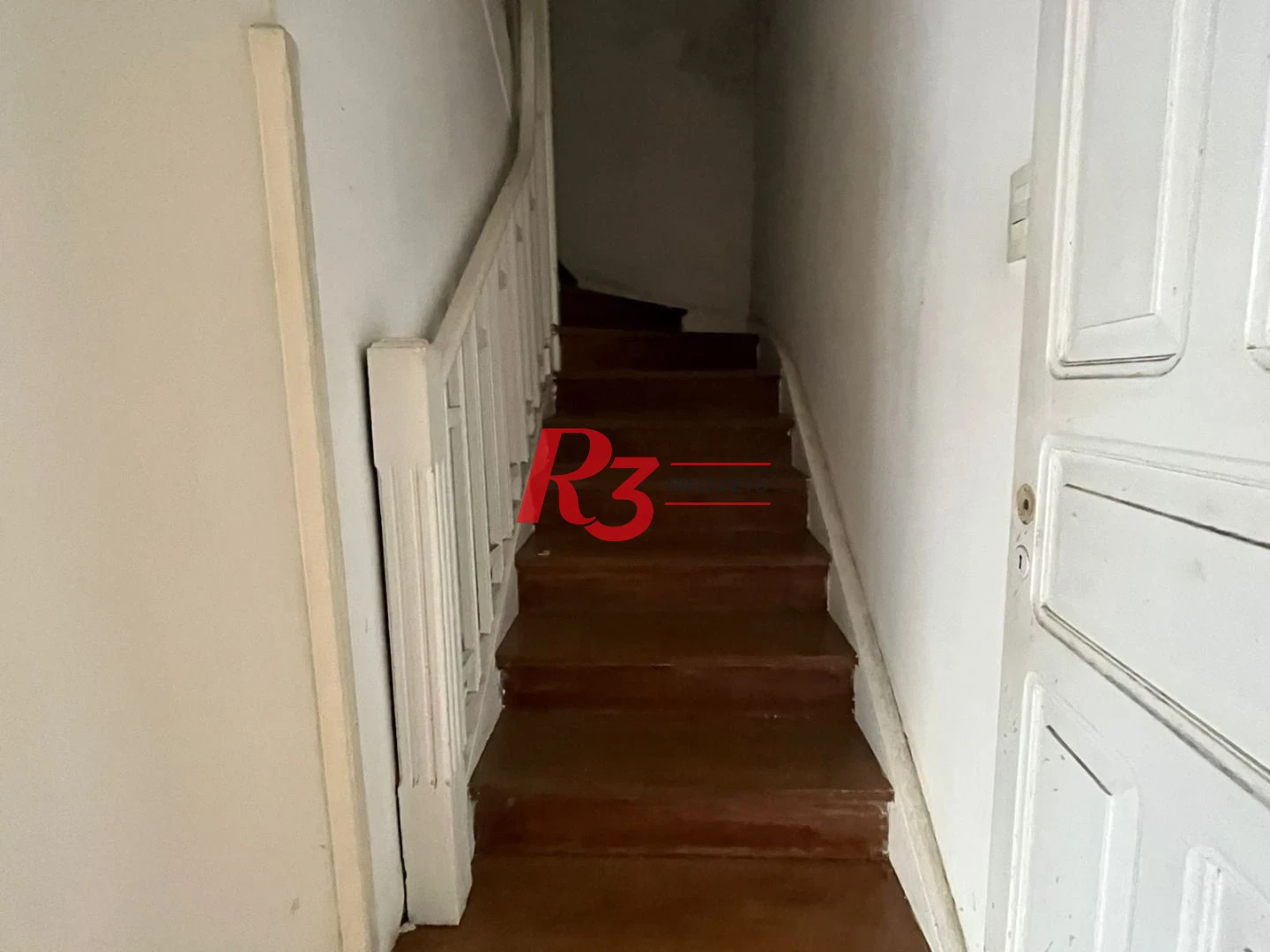 Casa com 3 dormitórios para alugar, 218 m² por R$ 8.565,24/mês - Embaré - Santos/SP