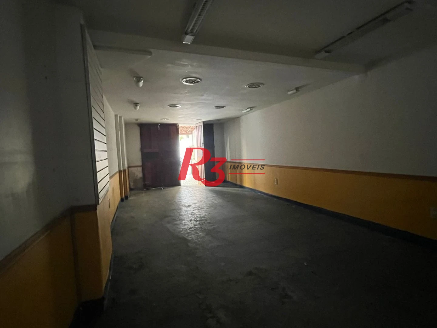 Casa com 3 dormitórios para alugar, 218 m² por R$ 8.565,24/mês - Embaré - Santos/SP